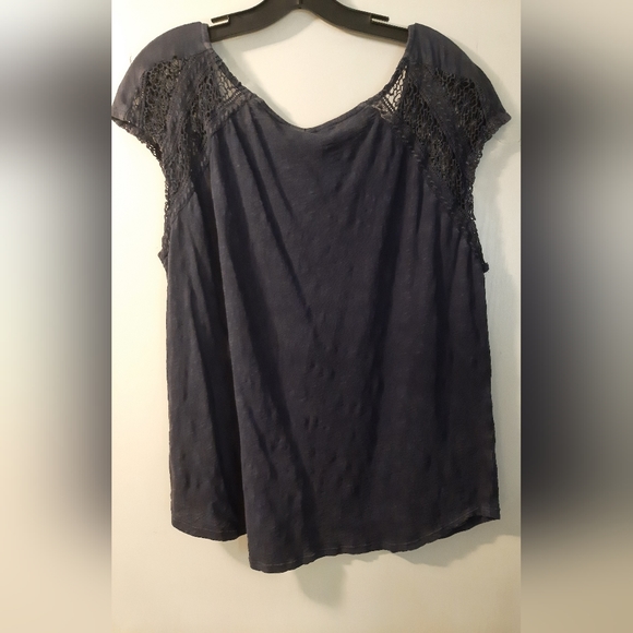 Cato blue floral lace trim t-shirt size XL - Picture 3 of 3